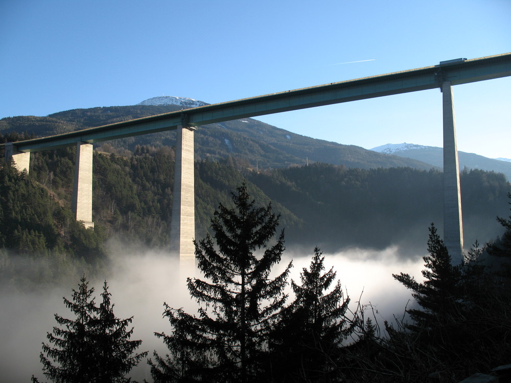 Clouds under Europa Brucke