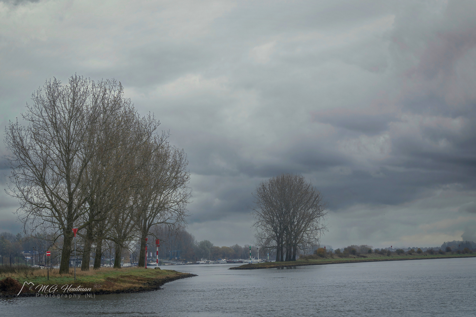 Cloudy autumn dag at the Lek