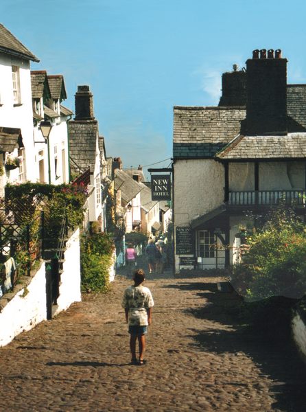 CLOVELLY