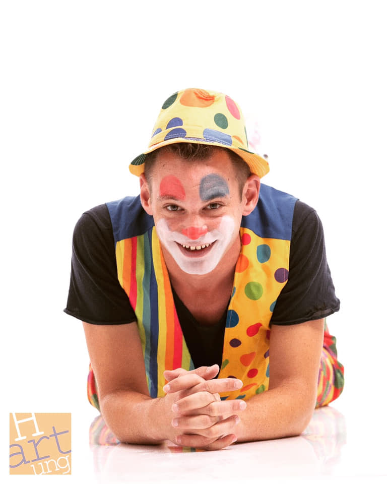 Clown Pepe beim Fotoshooting 