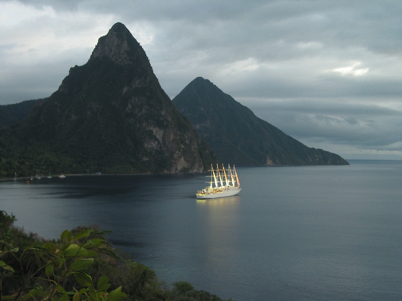 Club Med 2 und die Pitons