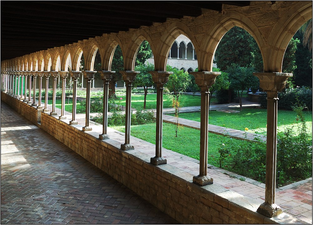 cluister at Monastir de Santa Maria de Pedralbes in Barcelona ...