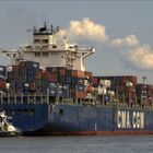 "CMA CGM BALZAC" zu Gast in Hamburg