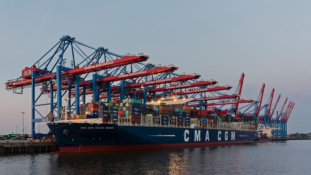 CMA CGM JULES VERNE