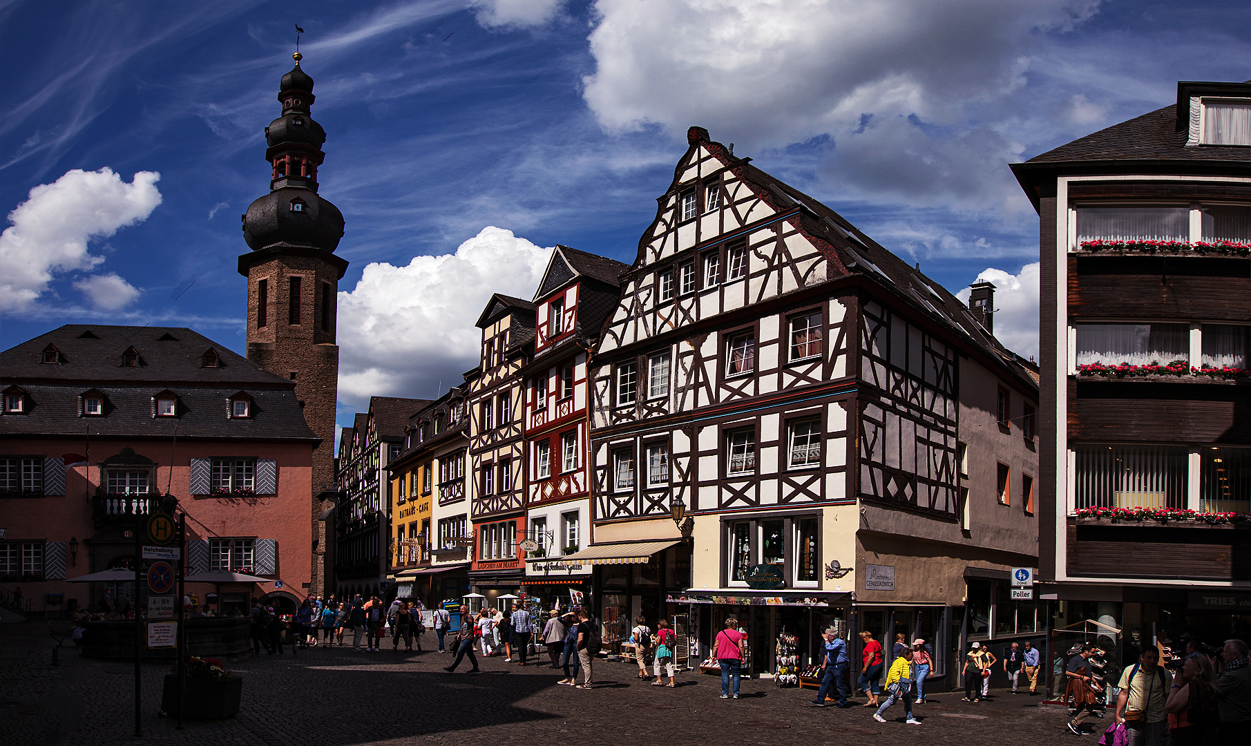 Cochem am Marktplatz 001