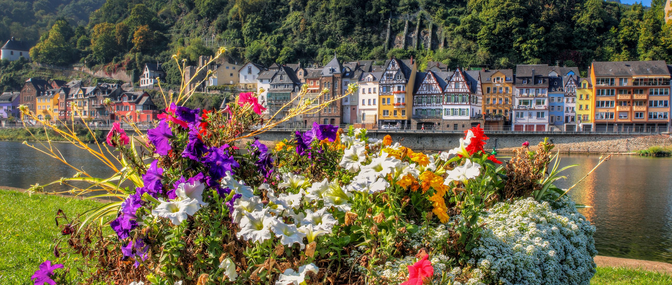 Cochem im Blumenschmuck