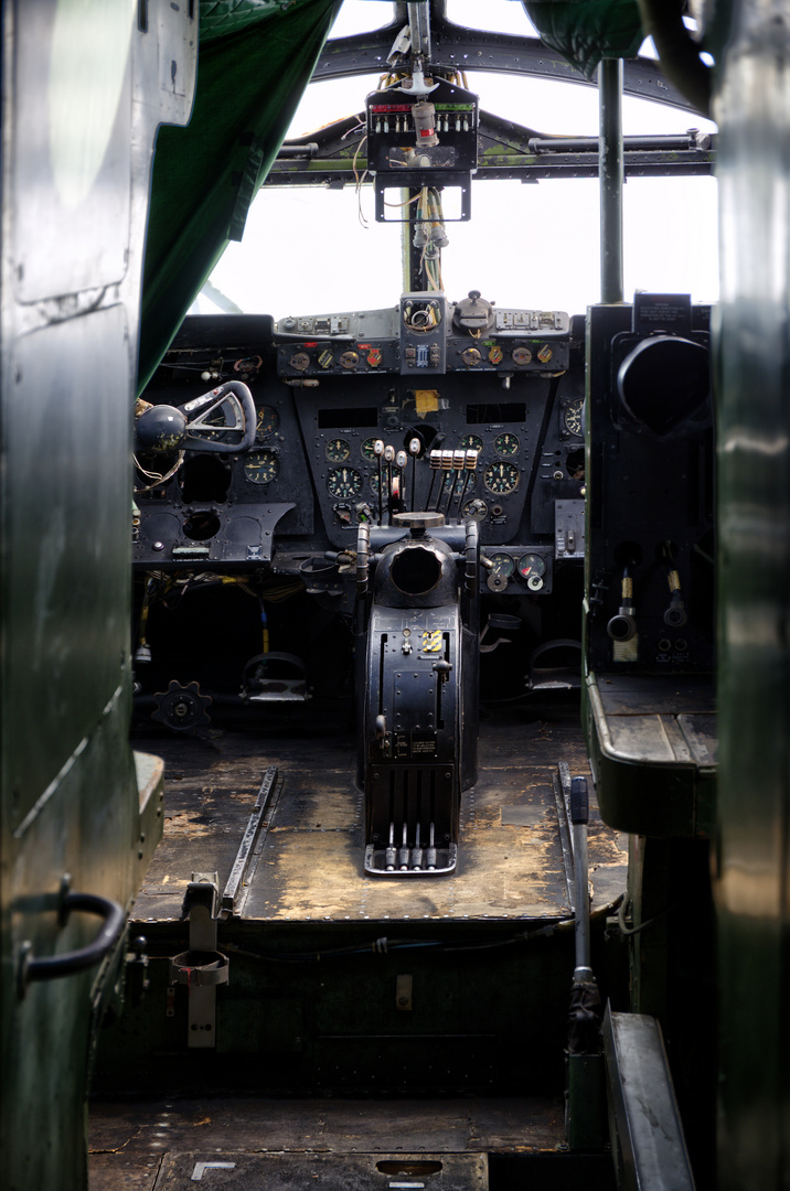Cockpit  C54  