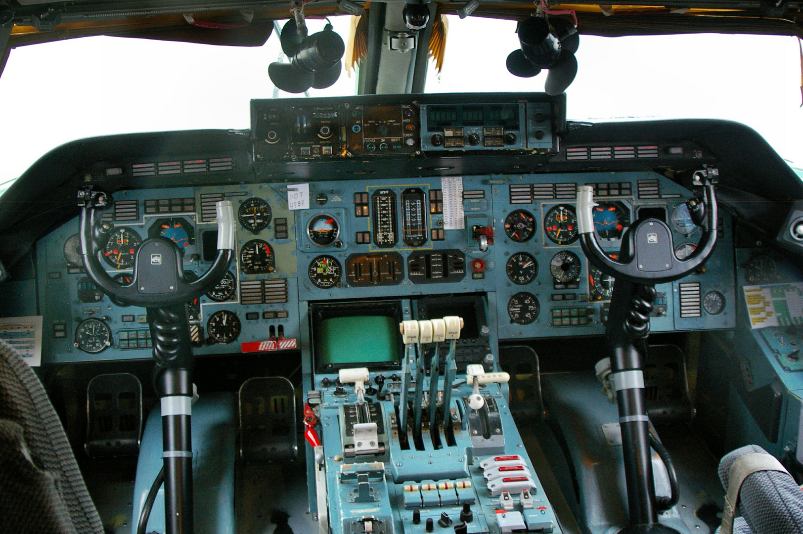 Cockpit der Antonov
