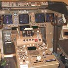 Cockpit der Boeing 747