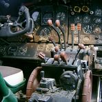 Cockpit der Vickers Varsity 668