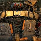 Cockpit einer alten Lufthansa Maschine.