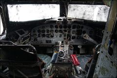 Cockpit geplündert