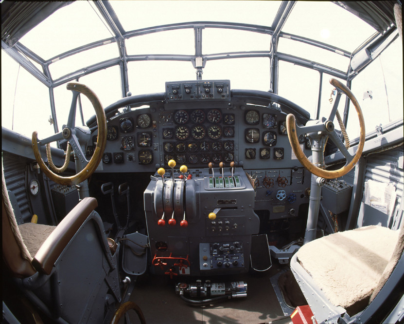Cockpit von der Tante JU