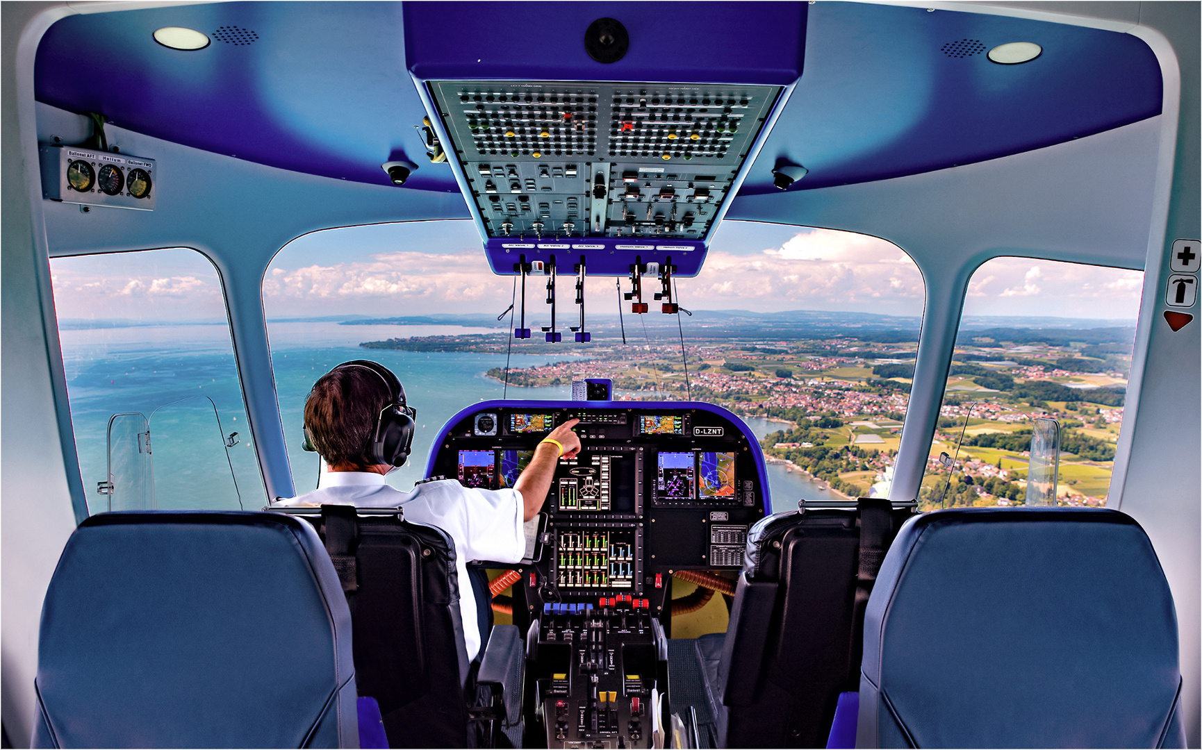 Cockpit Zeppelin Friedrichshafen