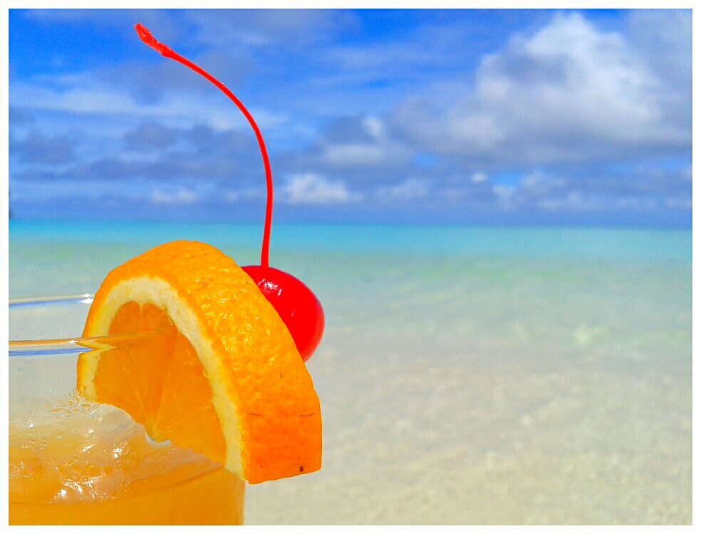 Cocktail on the beach!