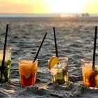 Cocktails im Sonnenuntergang