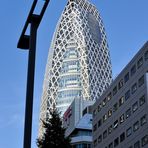 Cocoon Tower in Shinyuku