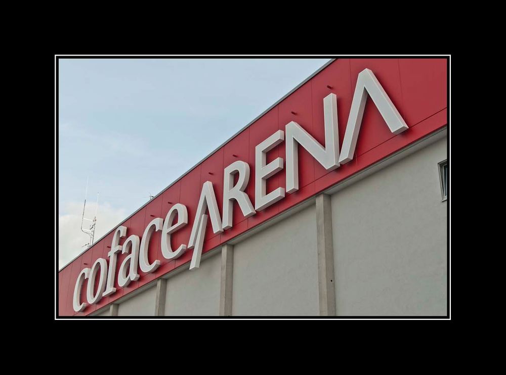 ... coface ARENA ...