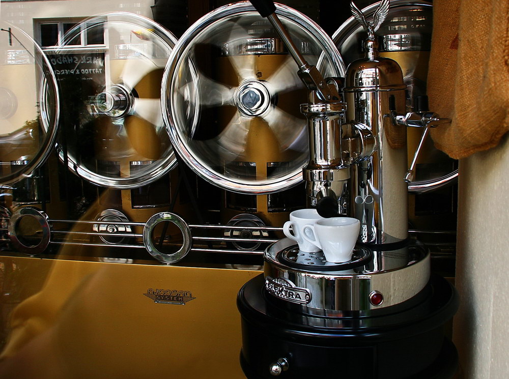 COFFEE MAKER