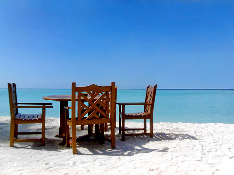 Coffeebar am Strand von Sun Island (Malediven)