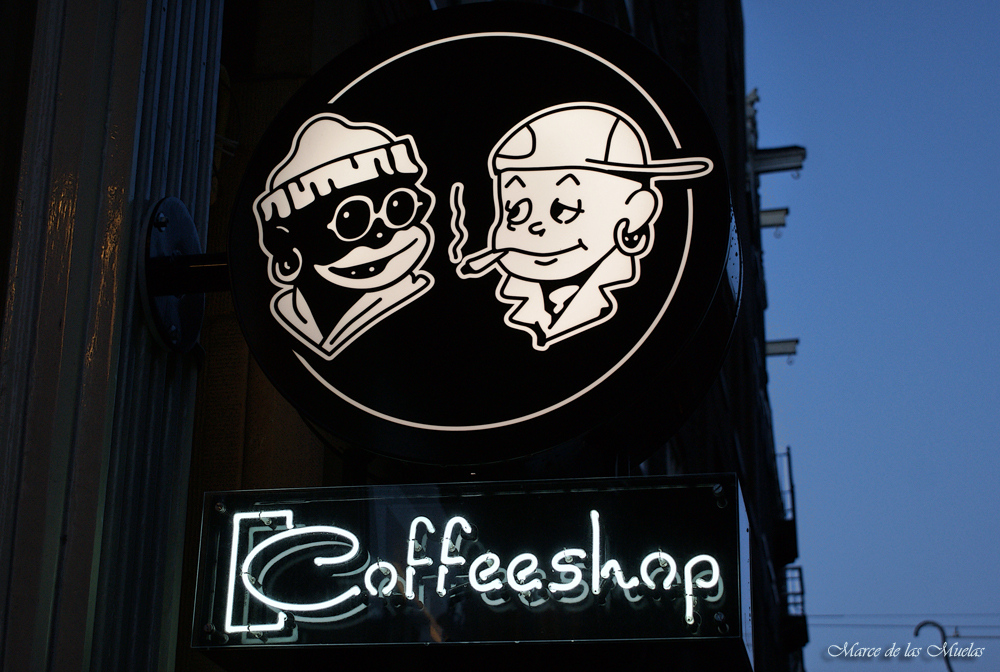 ...coffeeshop...