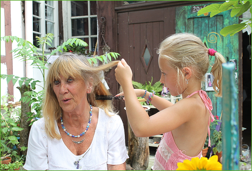 coiffure speciale dans la cour