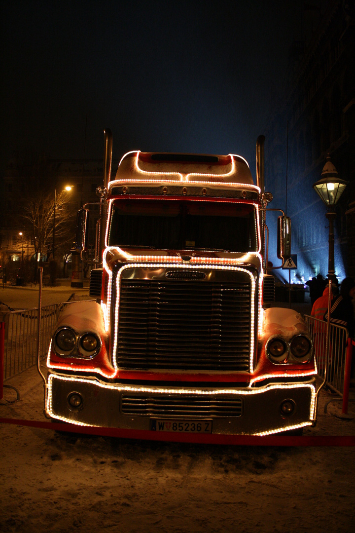 Cola-Truck vor dem Wiener Rathaus