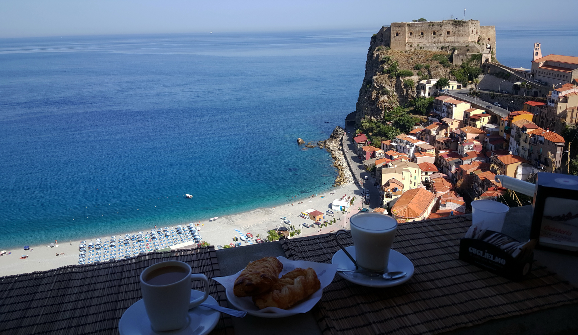 colazione sul mare di Scilla