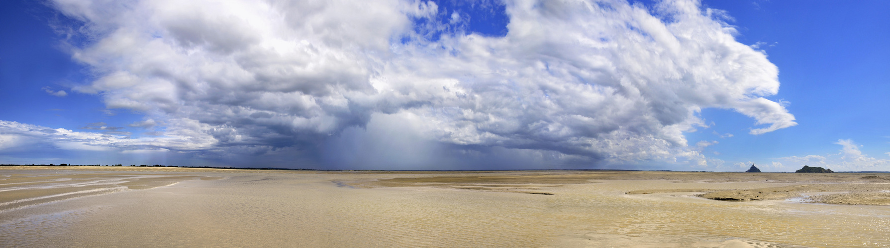 Colère nuageuse sur la baie du Mont Saint-Michel