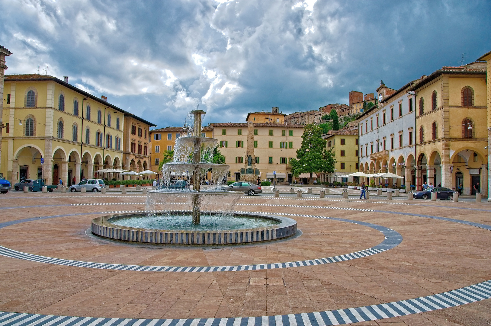 Colle di Val d'Elsa - Piazza Arnolfo di Cambio