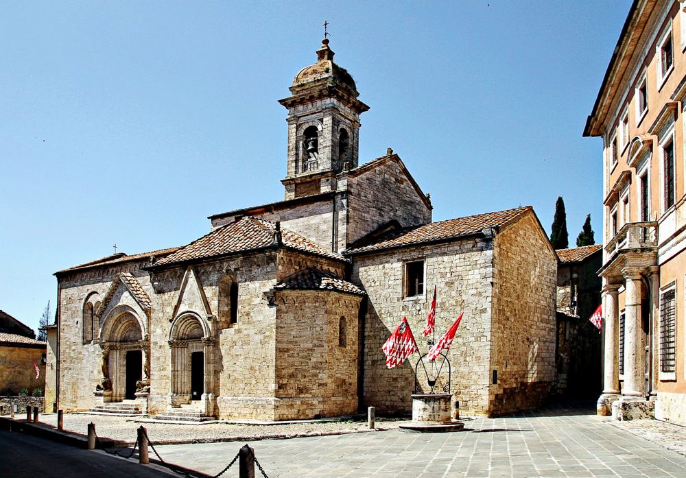 Collégiale de San Quirico (St Cyr)dans le val d'Orcia