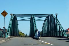 ..Collingwood Street Bridge..