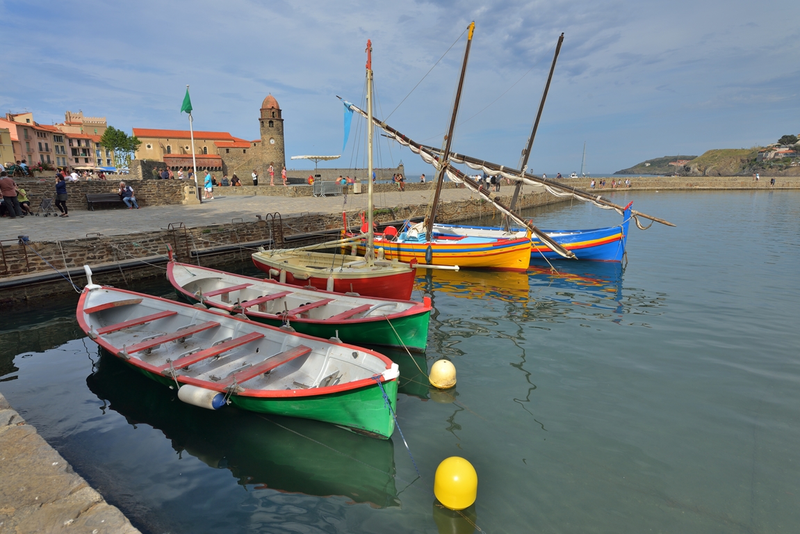 Collioure, ses couleurs, ses barques colorées (66)