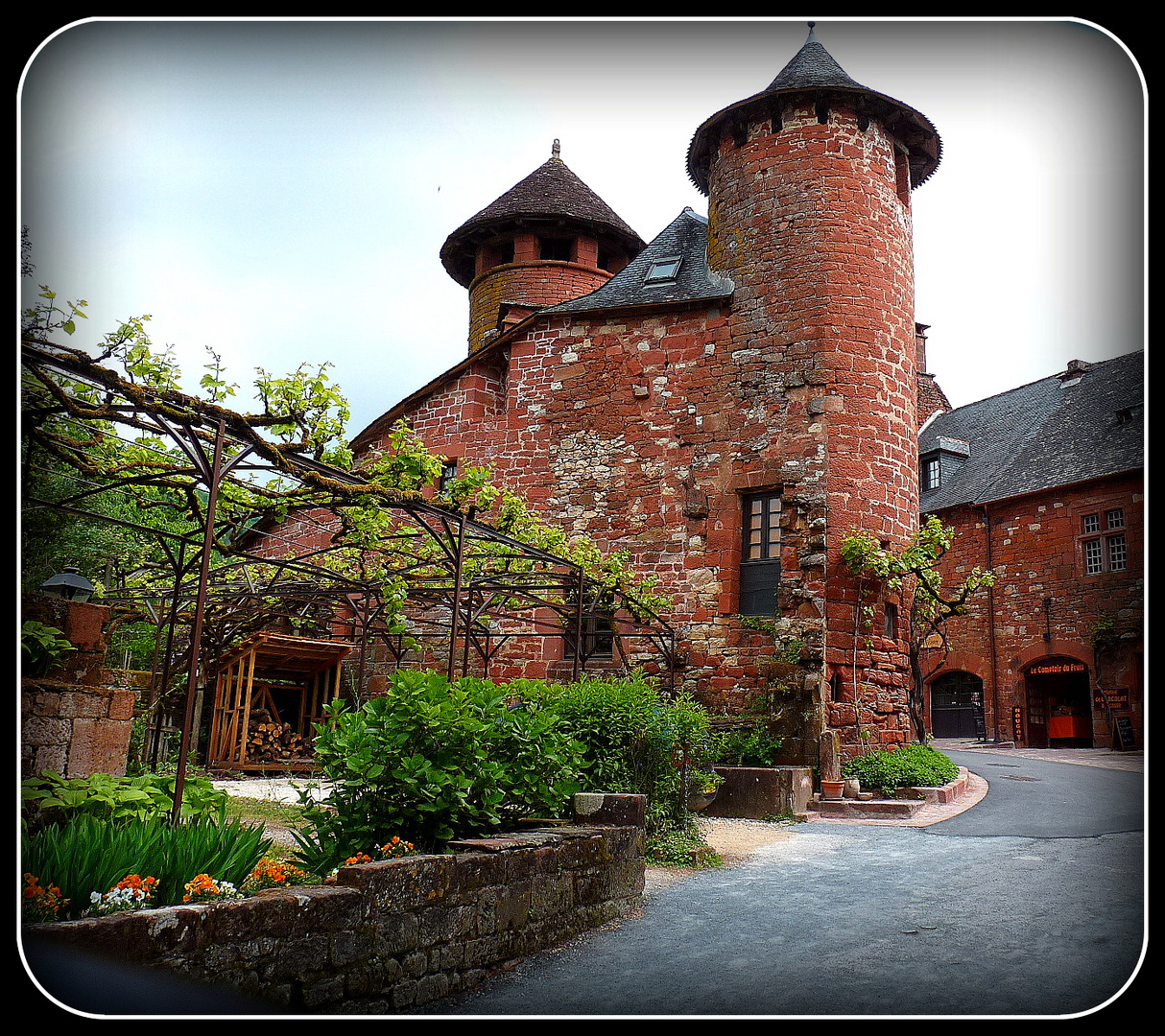 COLLONGES - 4 -