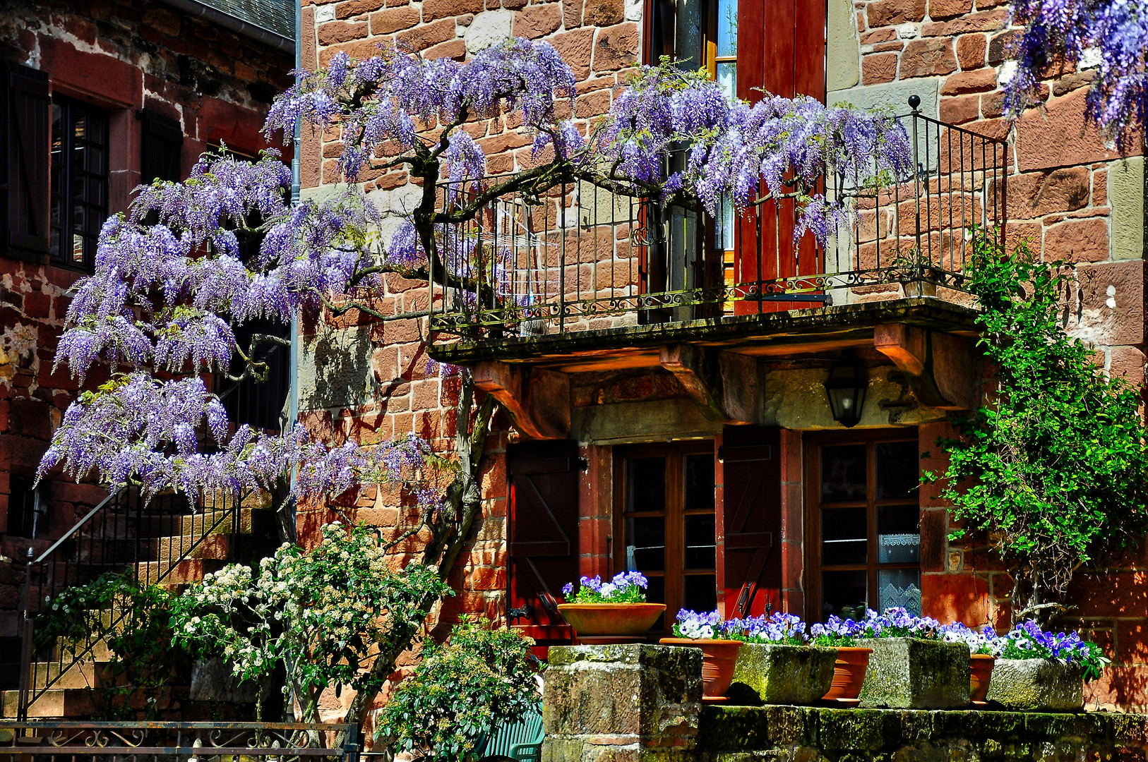 Collonges la rouge