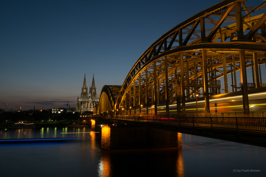 cologne by night