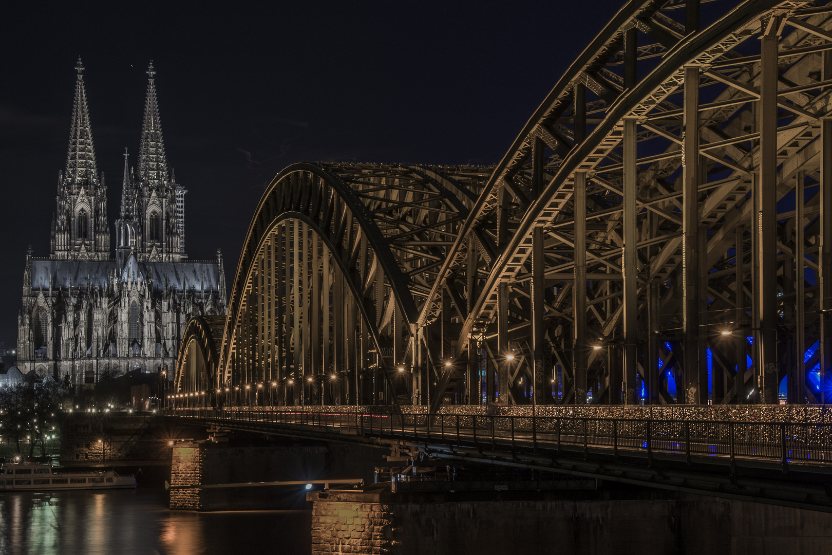 Cologne by Night I