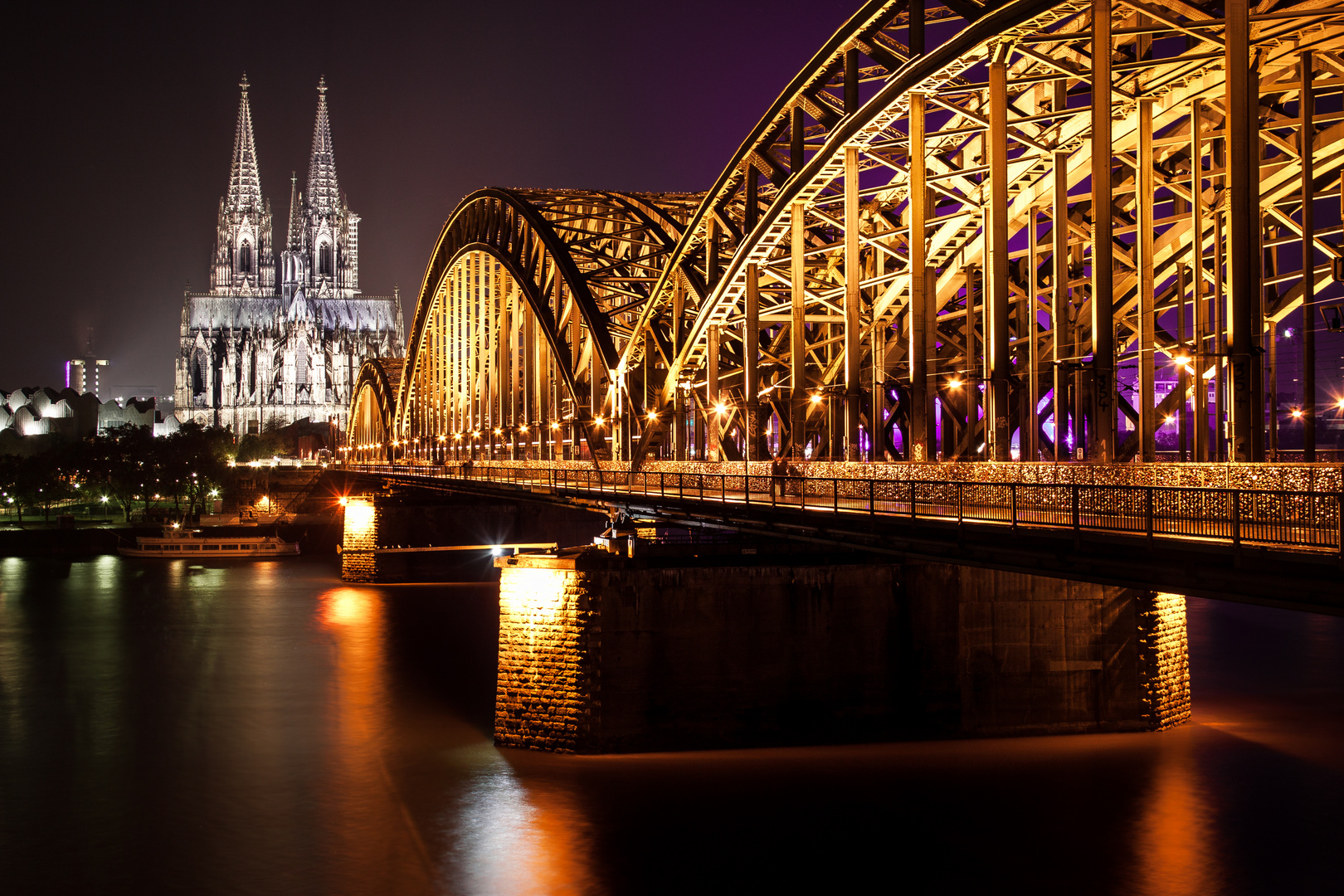 Cologne by Night I