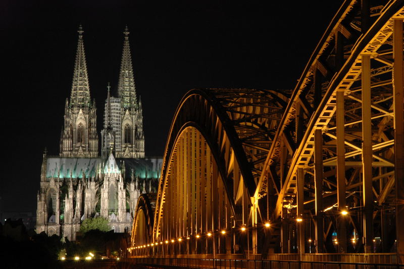 Cologne by the night01