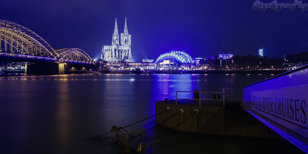 Cologne ( Germany ) nightshot