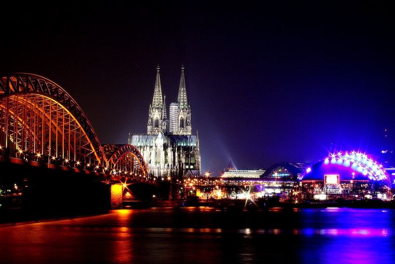 Cologne Nightcolor by Klaus Rodenbach