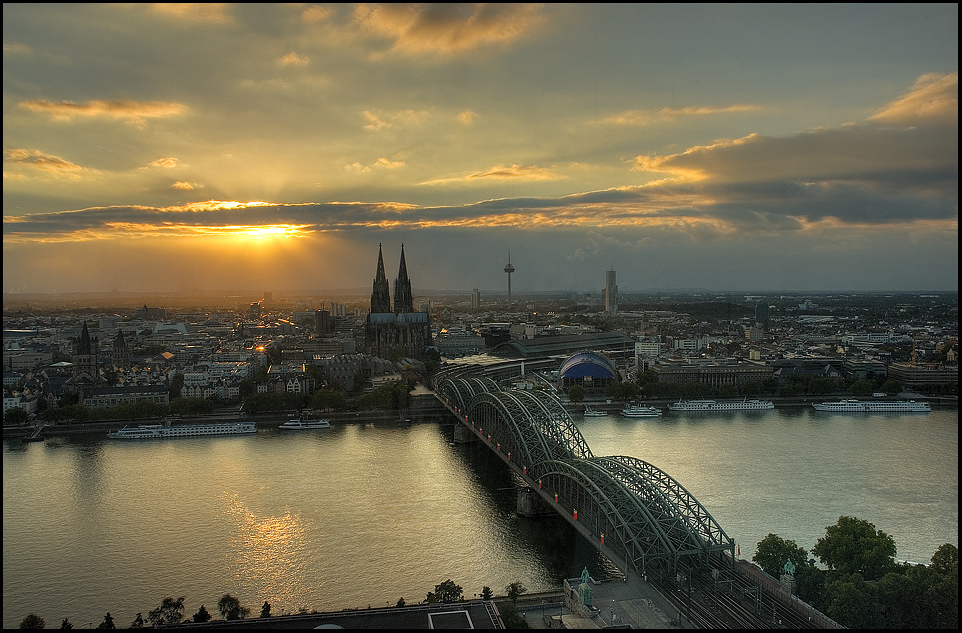 Cologne - warten auf die ...