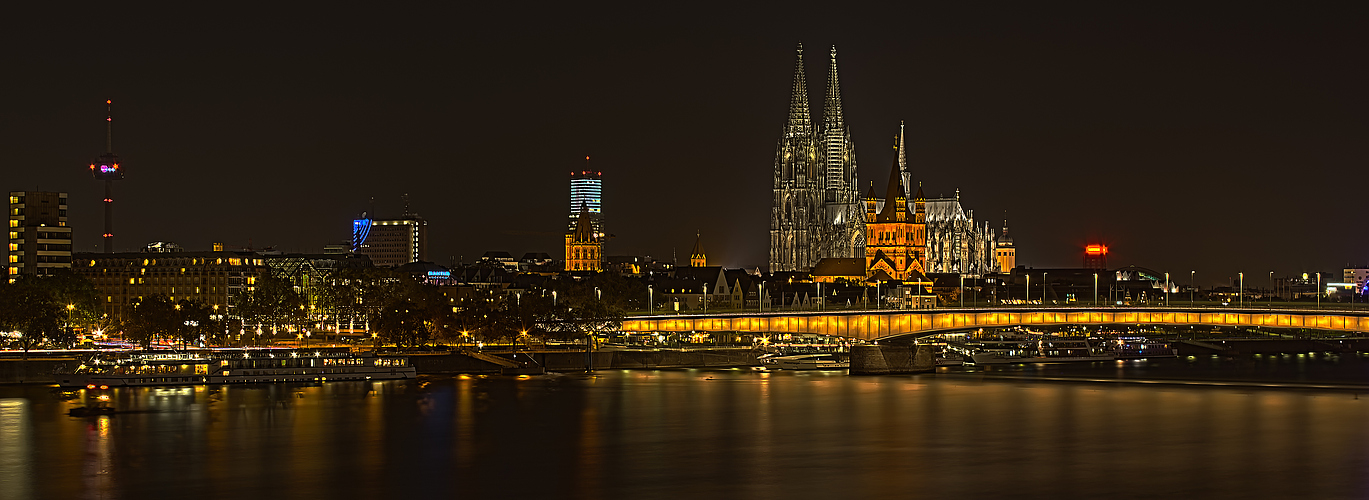 ~Cologne@Night~