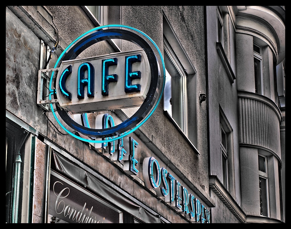Colonia Cafe