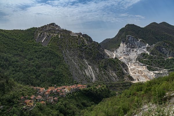 Colonnata in den Marmorbrüchen von Cararra