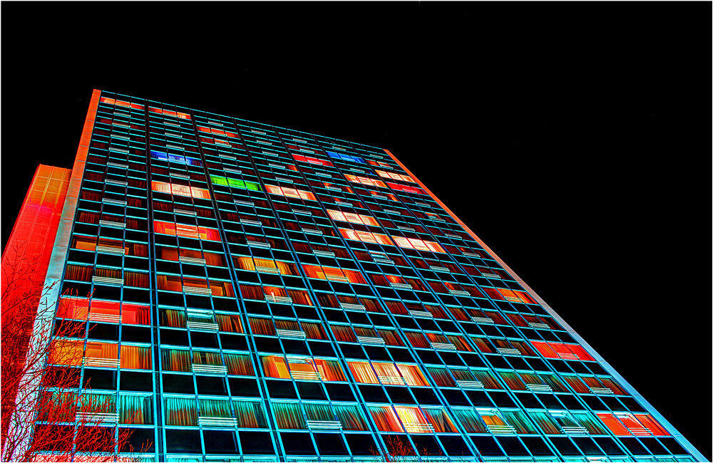 Colored Windows Foto & Bild | architektur, fassaden, architektonische