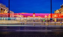 Colori di piazza e movimento 