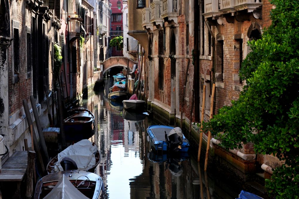 colori e riflessi nel canale...