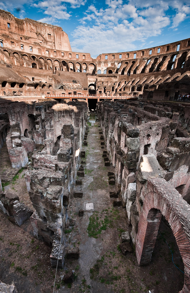 Colosseum, Arena