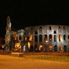 Colosseum bei Nacht